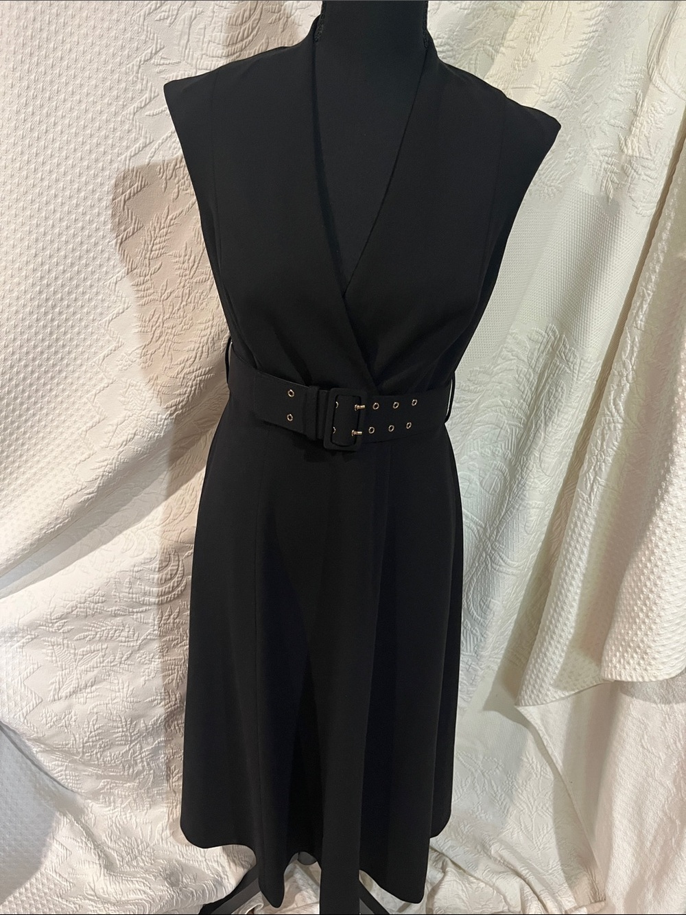 Calvin Klein Black Sleeveless Belted Midi Dress,‎ size 4